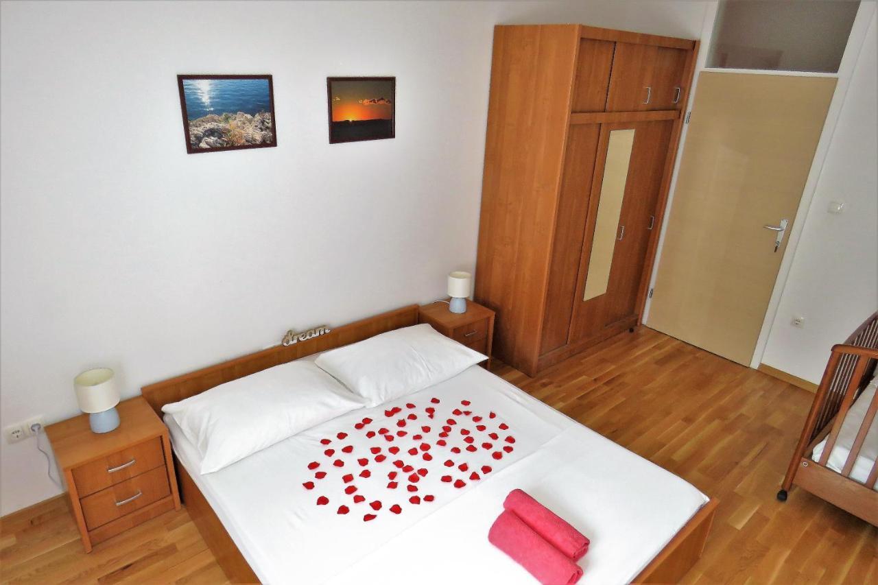 Apartment West Makarska Ngoại thất bức ảnh